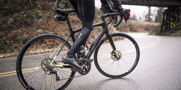 7 Best Gravel Bicycles for Beginners in 2025: Top Picks for Smooth Adventure