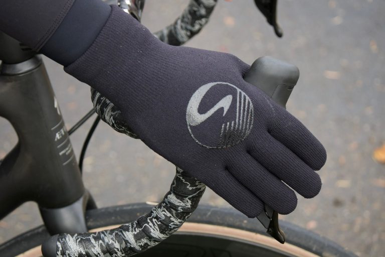 8 Best Cycling Gloves for Winter in 2025: Stay Warm with Top Picks